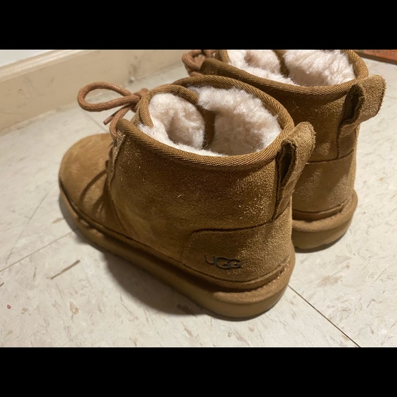 Uggs - Picture 5 of 5